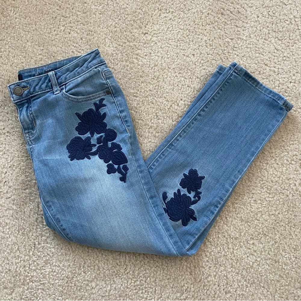 Simply Vera Vera Wang Embroidered Denim Jeans